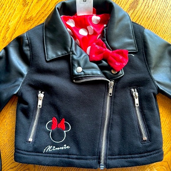 Disney jacket size 2 faux leather real pockets - Picture 4 of 13